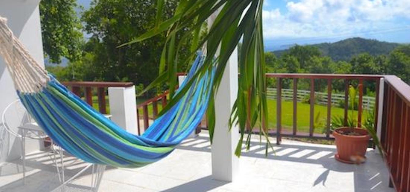 vacation-rentals/st-vincent-and-the-grenadines/bequia/port-elizabeth/cinnamon-houze