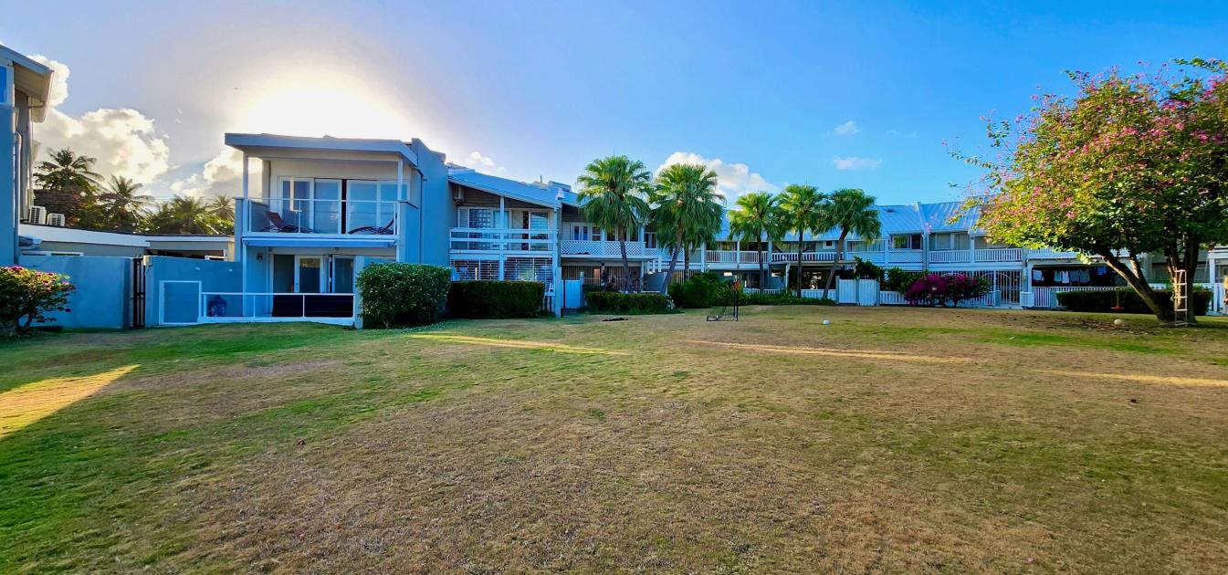 East Caribbean Village 10