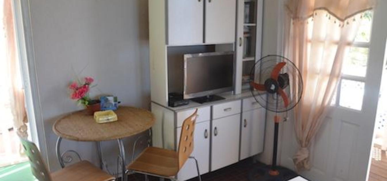 vacation-rentals/st-vincent-and-the-grenadines/bequia/lower-bay/keegan's-apartment-seaspray