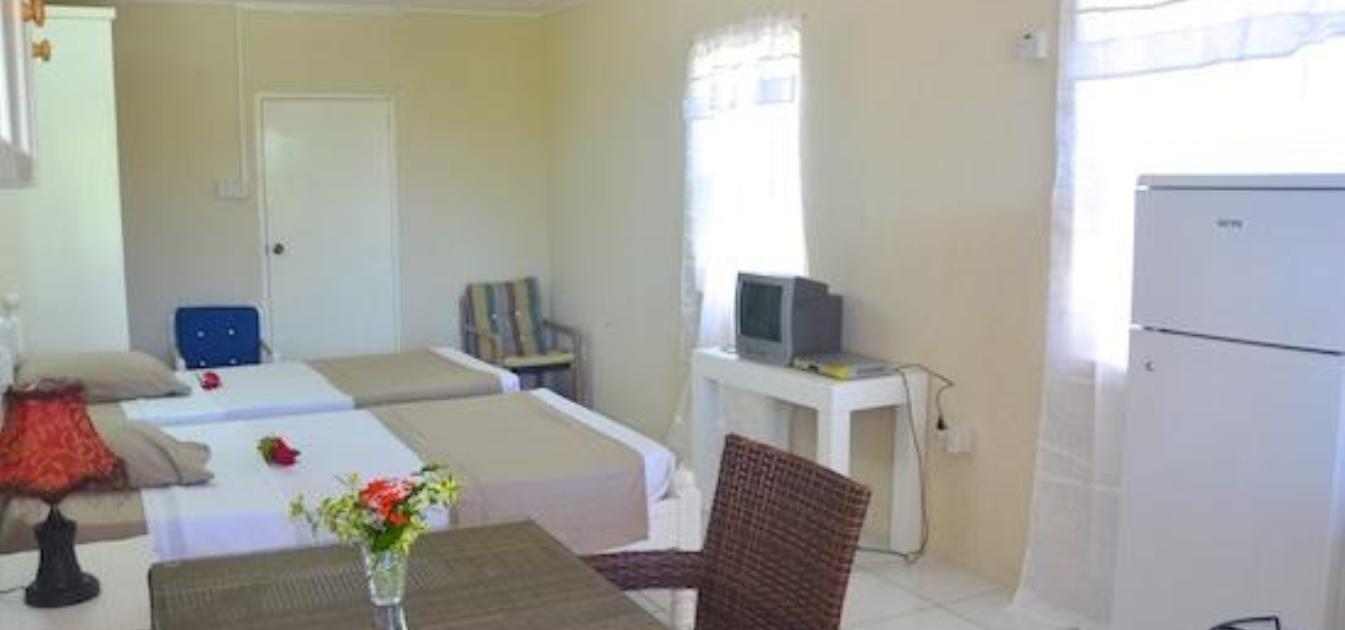 vacation-rentals/st-vincent-and-the-grenadines/bequia/lower-bay/keegan's-studio-starfish