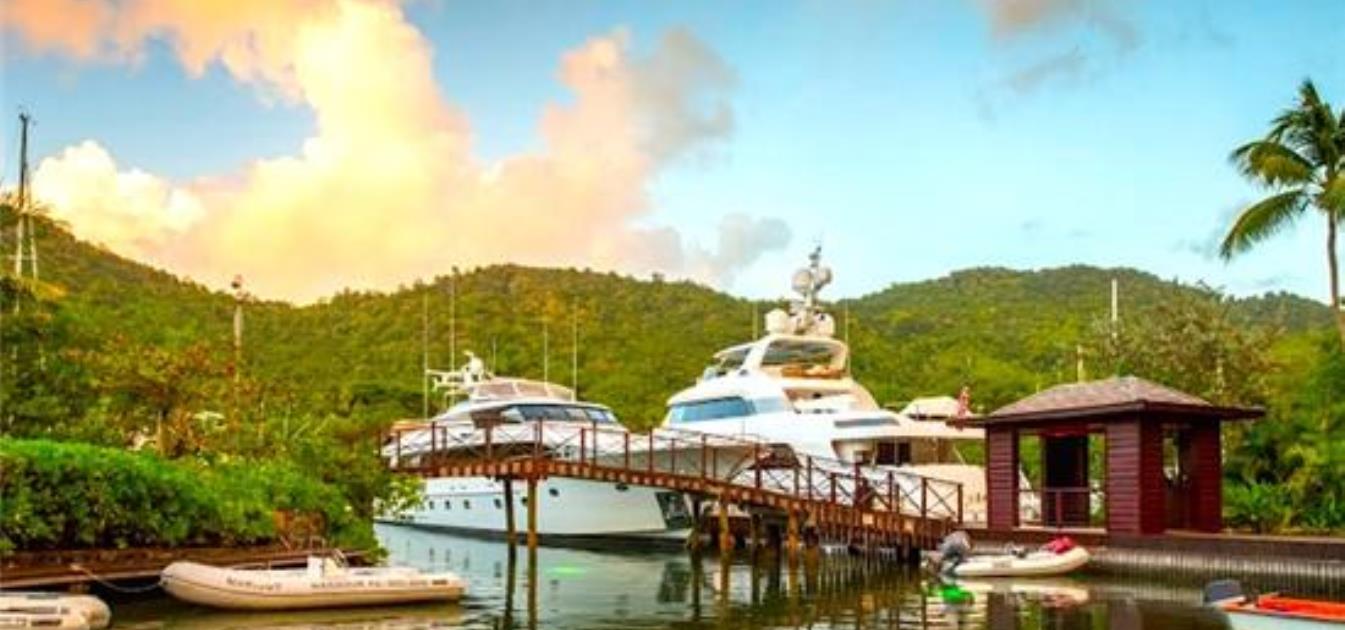 vacation-rentals/st-lucia/st-lucia/marigot-bay/marigot-bay-marina-berth