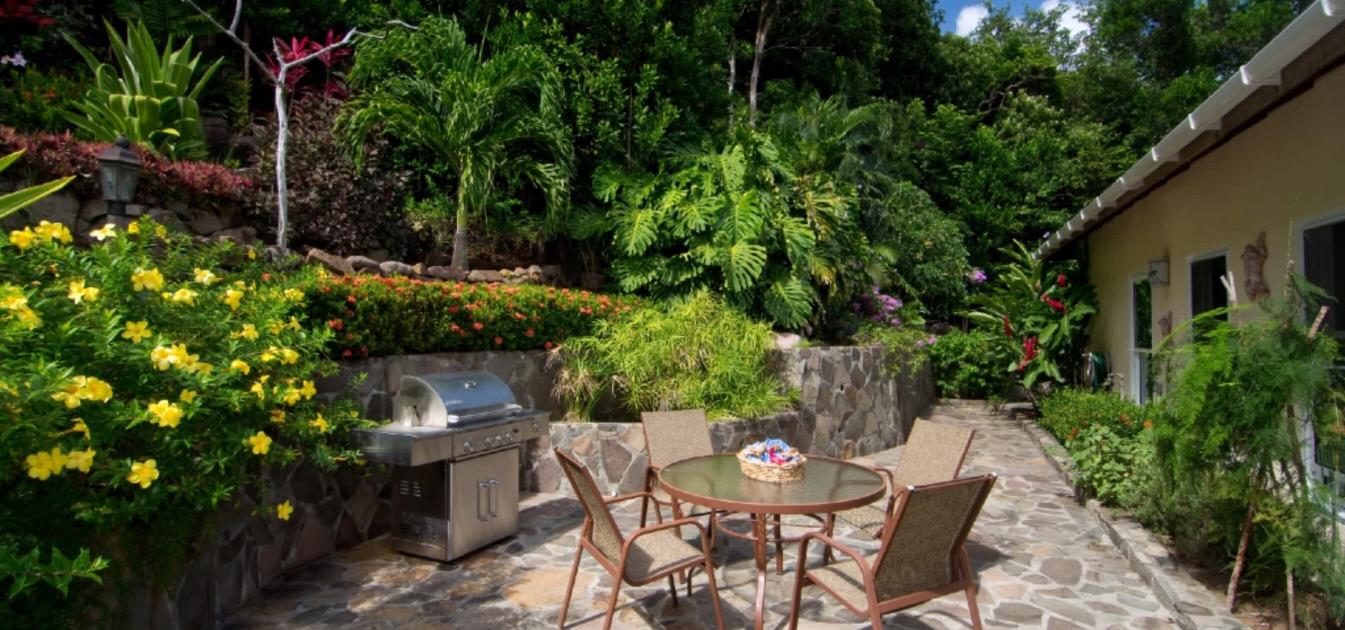 vacation-rentals/st-vincent-and-the-grenadines/bequia/spring/bay-tree-2-bed-villa