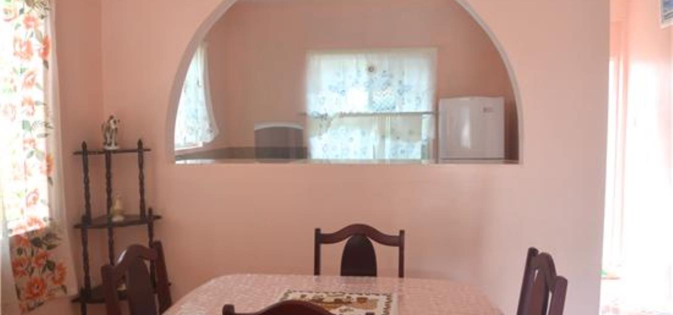 vacation-rentals/st-vincent-and-the-grenadines/bequia/port-elizabeth/park-view-apartment-upper