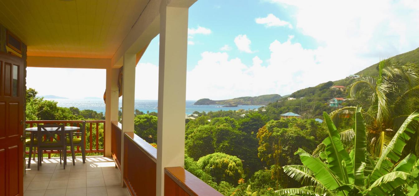 vacation-rentals/st-vincent-and-the-grenadines/bequia/friendship-bay/molly's-ocean-view-house