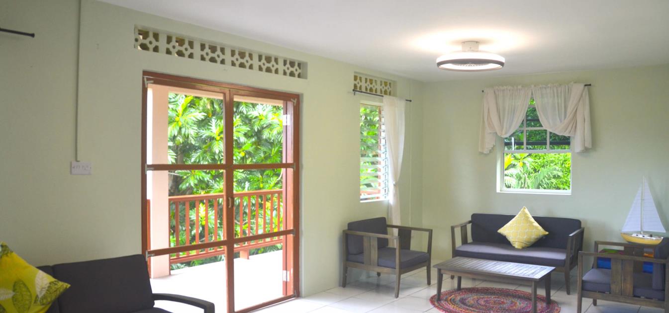 vacation-rentals/st-vincent-and-the-grenadines/bequia/friendship-bay/molly's-ocean-view-house