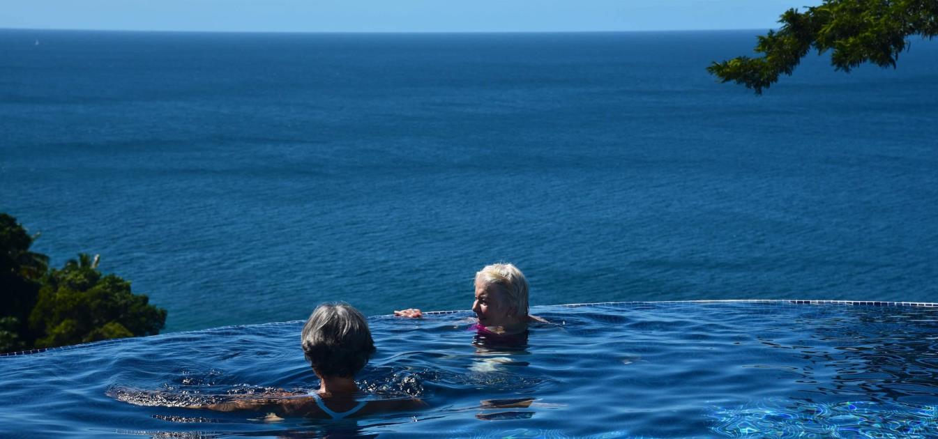vacation-rentals/grenada/grenada-island/victoria/mount-edgecombe-plantation-nutmeg-room-1