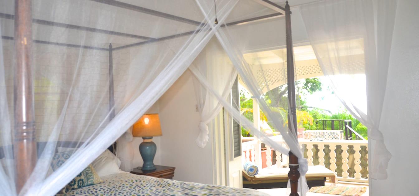 vacation-rentals/st-vincent-and-the-grenadines/bequia/belmont/aqua-upper-apt-dancing-sea