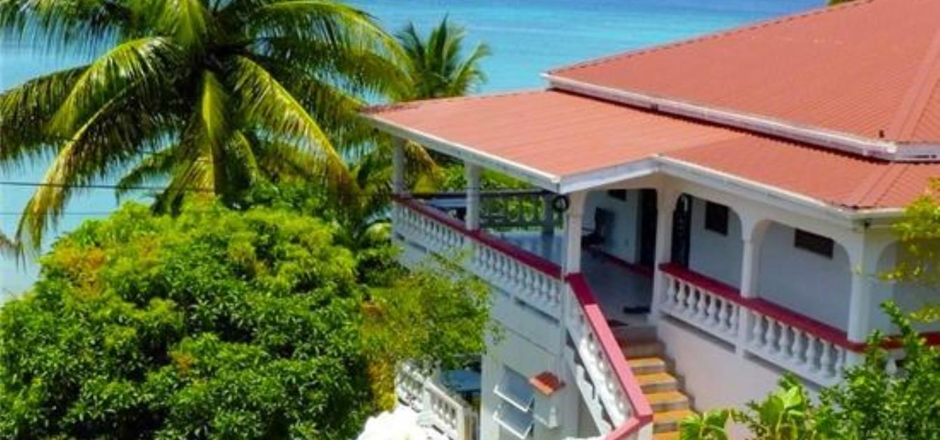 vacation-rentals/grenada/grenada-island/grand-anse/mango-beach-front-garden-apartment