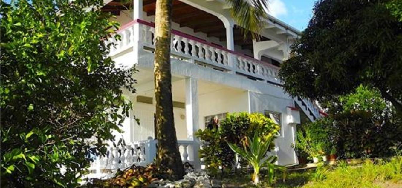 vacation-rentals/grenada/grenada-island/grand-anse/mango-beach-front-garden-apartment