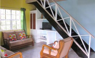 Buttercup Cottage Bougainvillea Apt