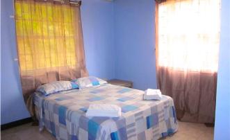 Buttercup Cottage Bougainvillea Apt