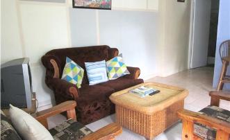 Buttercup Cottage Frangipani Apt
