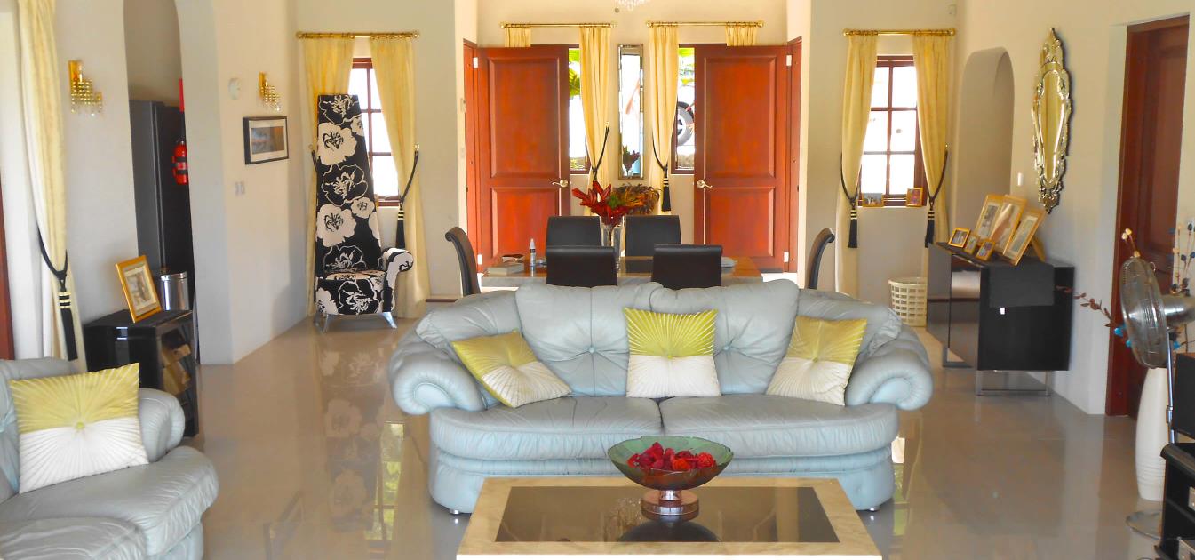 vacation-rentals/st-vincent-and-the-grenadines/bequia/crescent-bay/beachfront-plantation-house-ijeoma