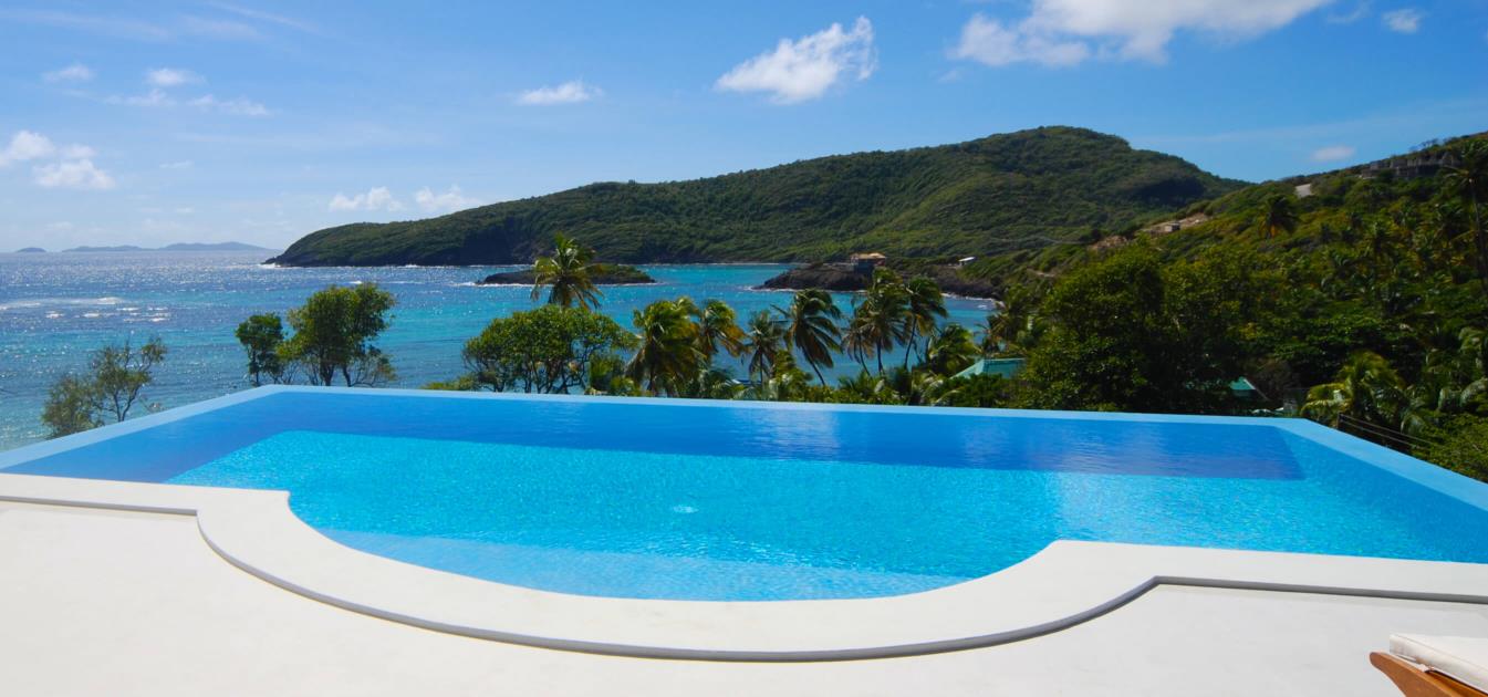 vacation-rentals/st-vincent-and-the-grenadines/bequia/crescent-bay/beachfront-plantation-house-ijeoma