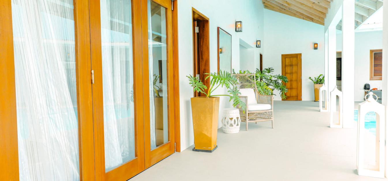 vacation-rentals/st-vincent-and-the-grenadines/bequia/spring/the-pineapple-house