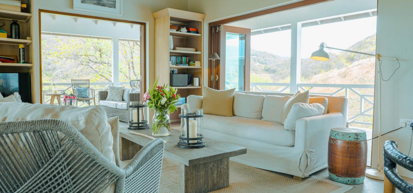 vacation-rentals/st-vincent-and-the-grenadines/bequia/spring/the-pineapple-house