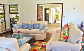 Crescent Beach Estate