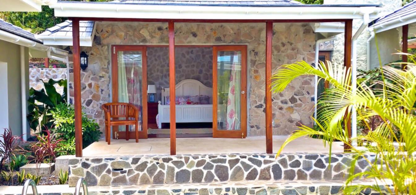 vacation-rentals/st-vincent-and-the-grenadines/bequia/crescent-bay/crescent-beach-estate