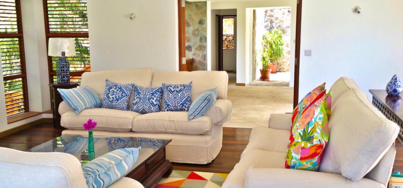 vacation-rentals/st-vincent-and-the-grenadines/bequia/crescent-bay/crescent-beach-estate