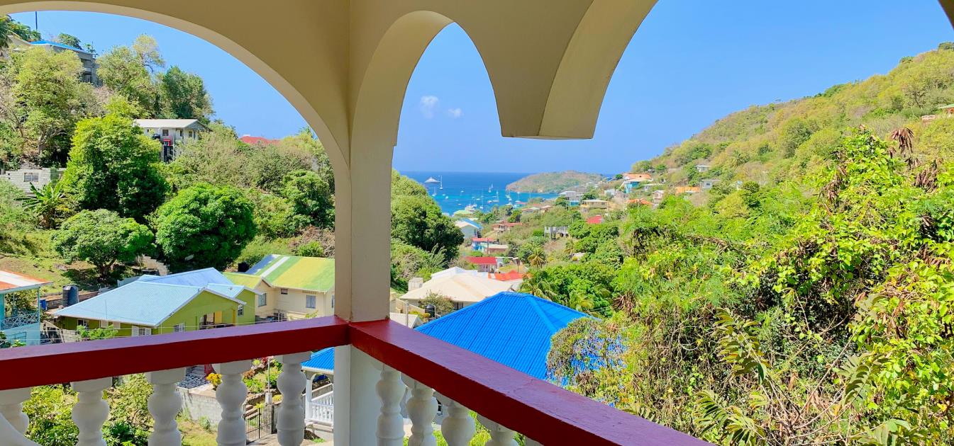 vacation-rentals/st-vincent-and-the-grenadines/bequia/port-elizabeth/harbour-view-2-st-james-apt-lower-floor