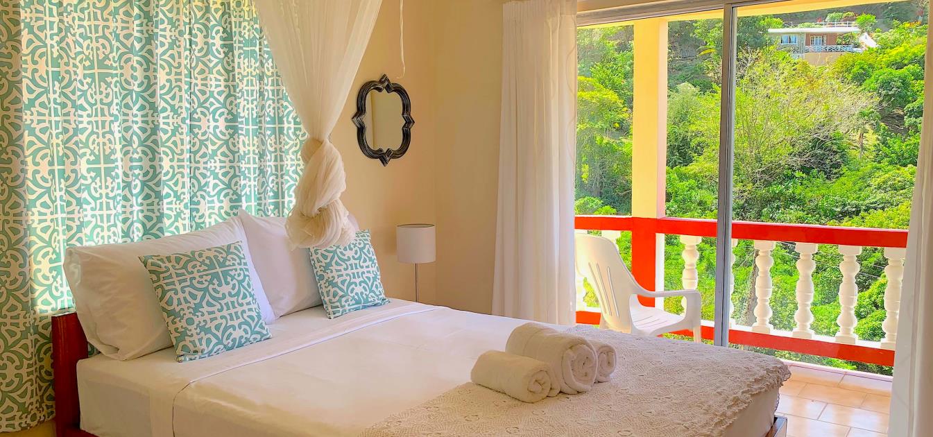 vacation-rentals/st-vincent-and-the-grenadines/bequia/port-elizabeth/harbour-view-2-st-james-apt-lower-floor