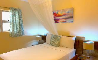 Harbour View 2 St.James Apt Lower Floor