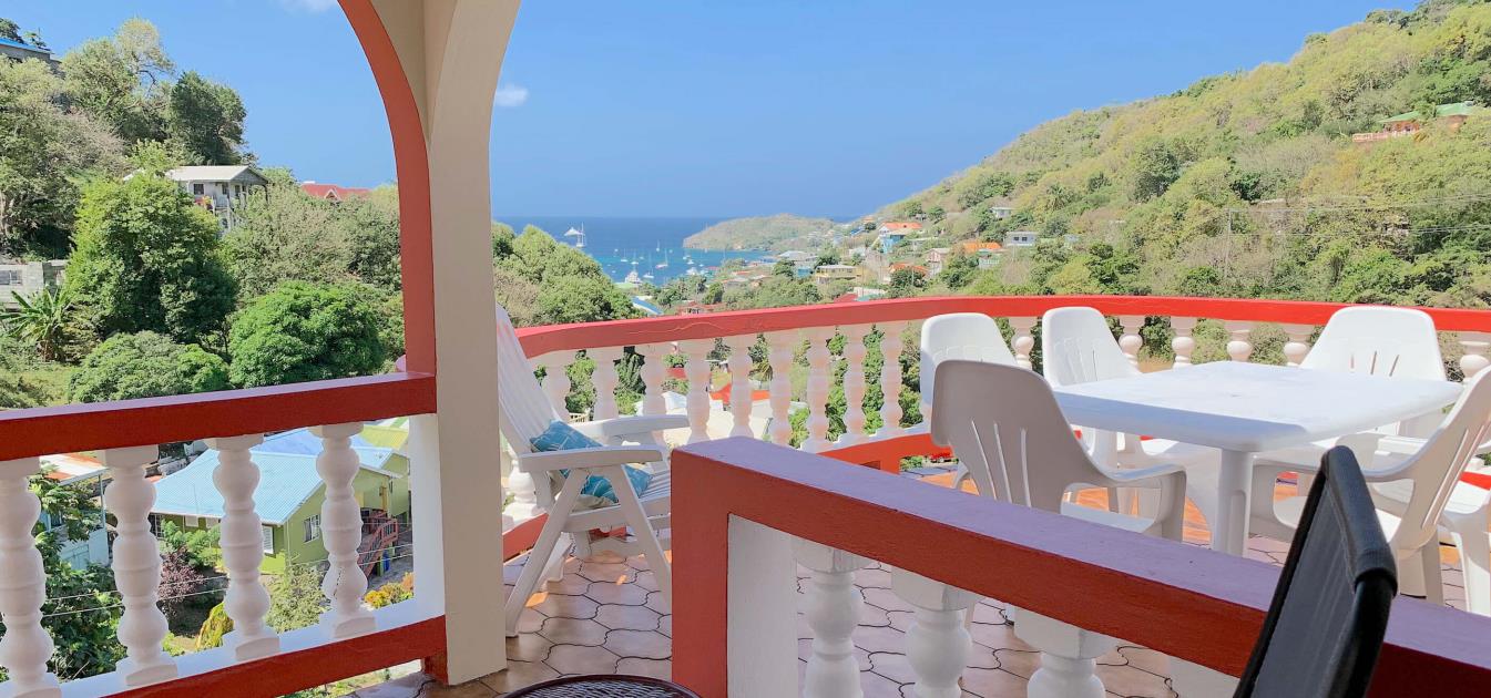 vacation-rentals/st-vincent-and-the-grenadines/bequia/port-elizabeth/harbour-view-1-st-james-apt-upper-floor