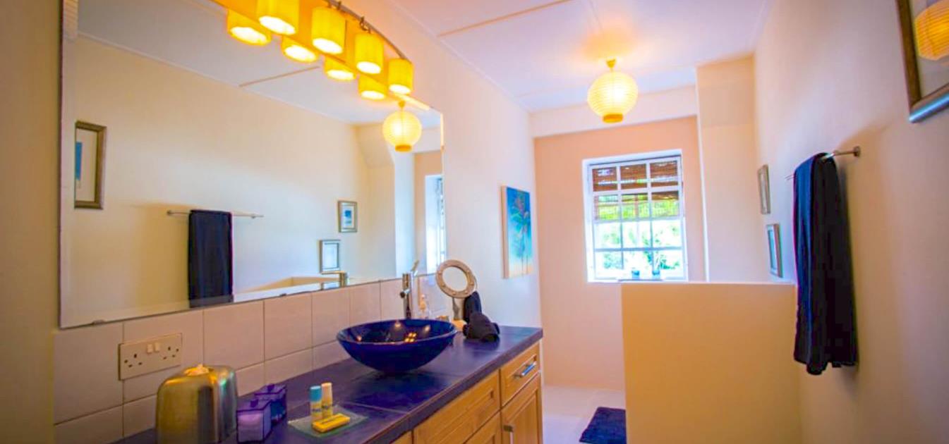 vacation-rentals/grenada/carriacou/hillsborough/frangipani-garden-cottage