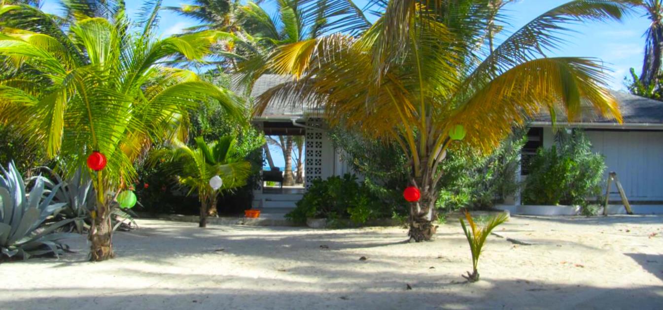 vacation-rentals/st-vincent-and-the-grenadines/palm-island/palm-island/prune-house