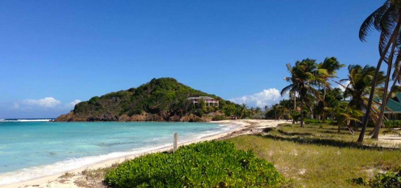 vacation-rentals/st-vincent-and-the-grenadines/palm-island/palm-island/prune-house
