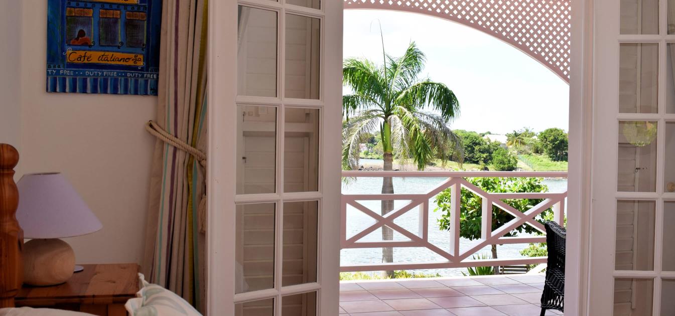 vacation-rentals/grenada/grenada-island/lance-aux-epines/jestas'-by-the-sea