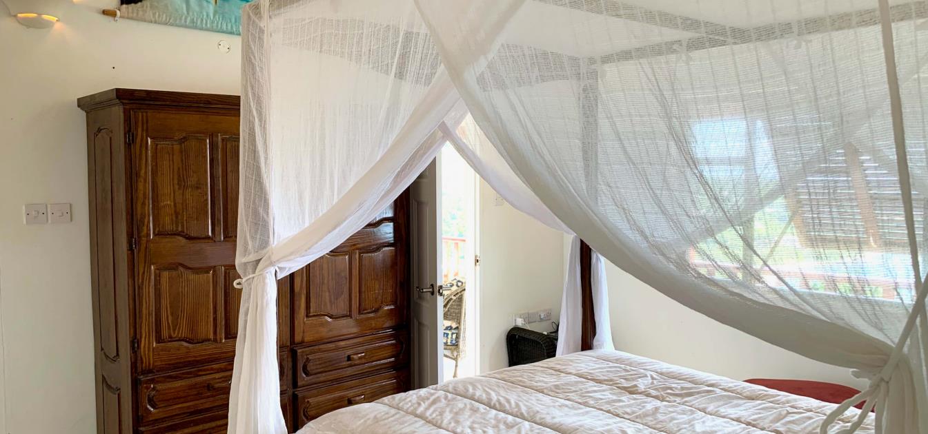 vacation-rentals/st-vincent-and-the-grenadines/bequia/friendship-bay/friendship-breezes