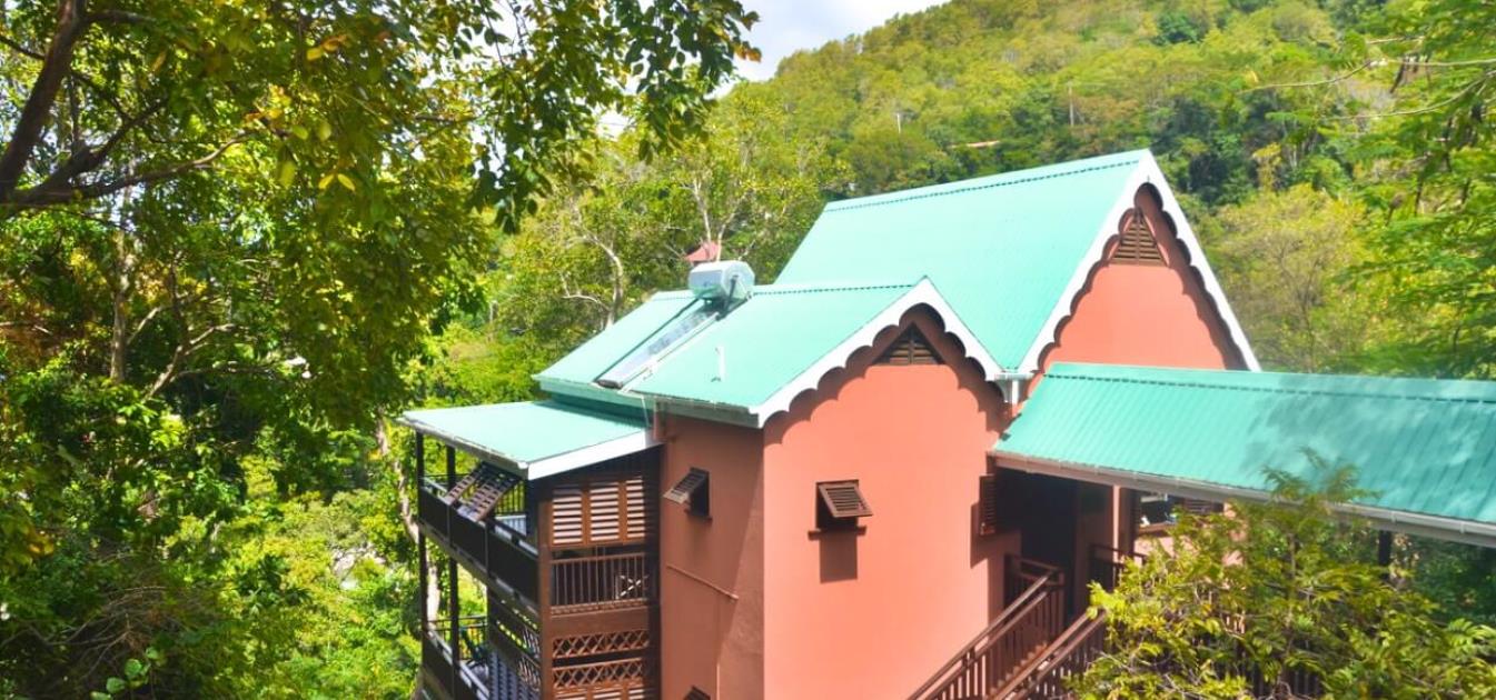 vacation-rentals/st-vincent-and-the-grenadines/bequia/belmont/the-nest