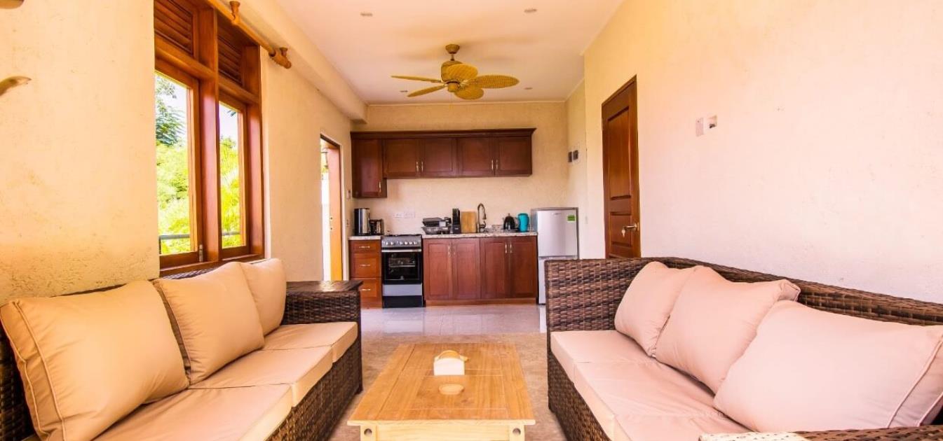 vacation-rentals/st-vincent-and-the-grenadines/bequia/bequia-estates/sunbird-apartments