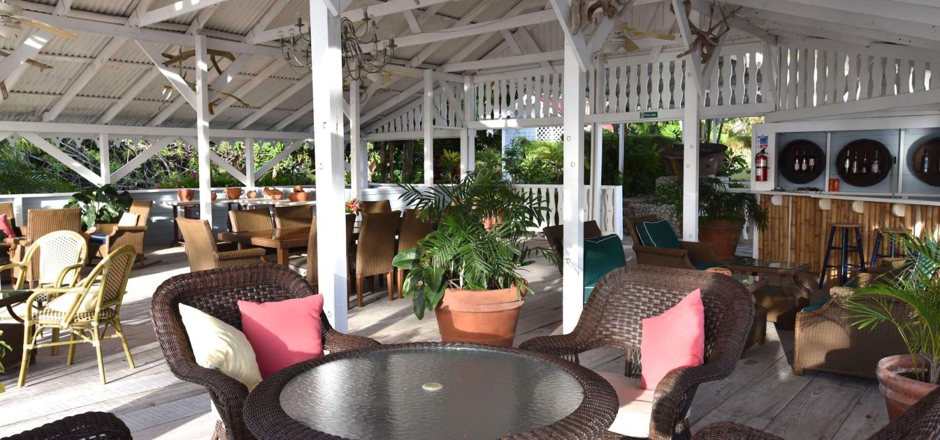 vacation-rentals/grenada/grenada-island/victoria/mount-edgecombe-plantation-nutmeg-room-2