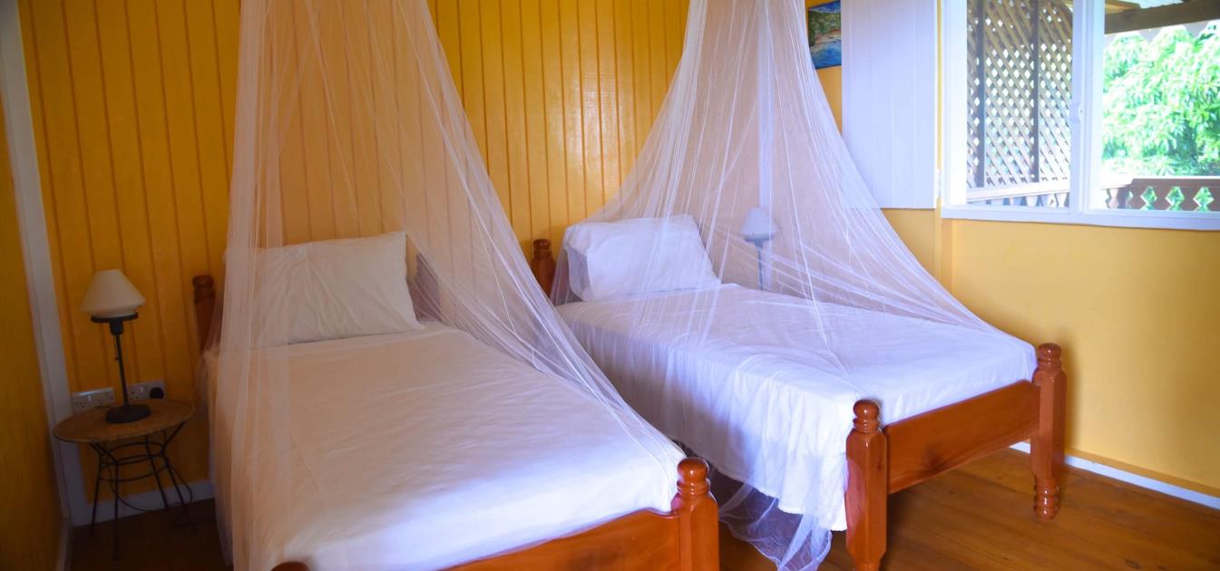 vacation-rentals/grenada/grenada-island/victoria/mount-edgecombe-plantation-nutmeg-room-3