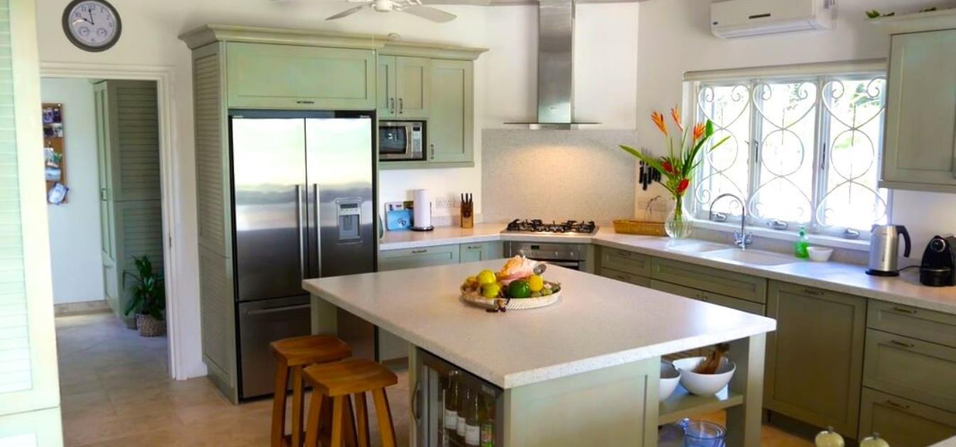 vacation-rentals/grenada/grenada-island/magazine-beach/madame-jardin