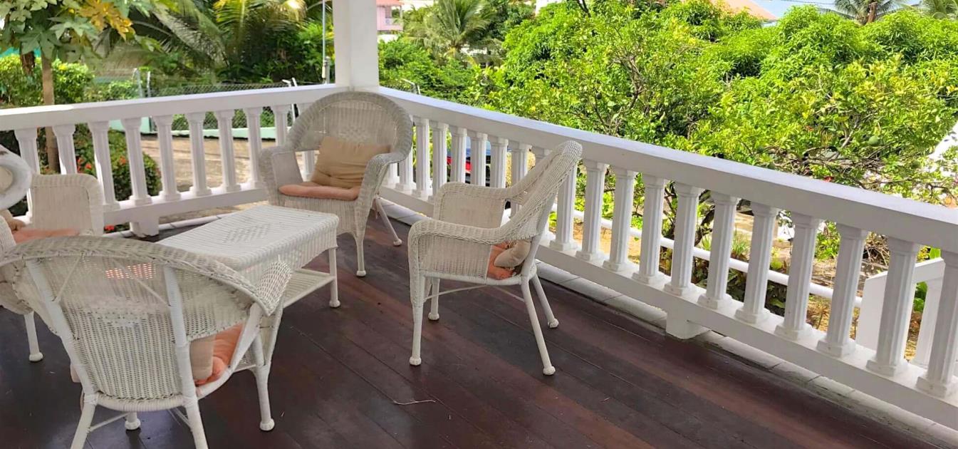 vacation-rentals/grenada/grenada-island/grand-anse/mango-view-apartment