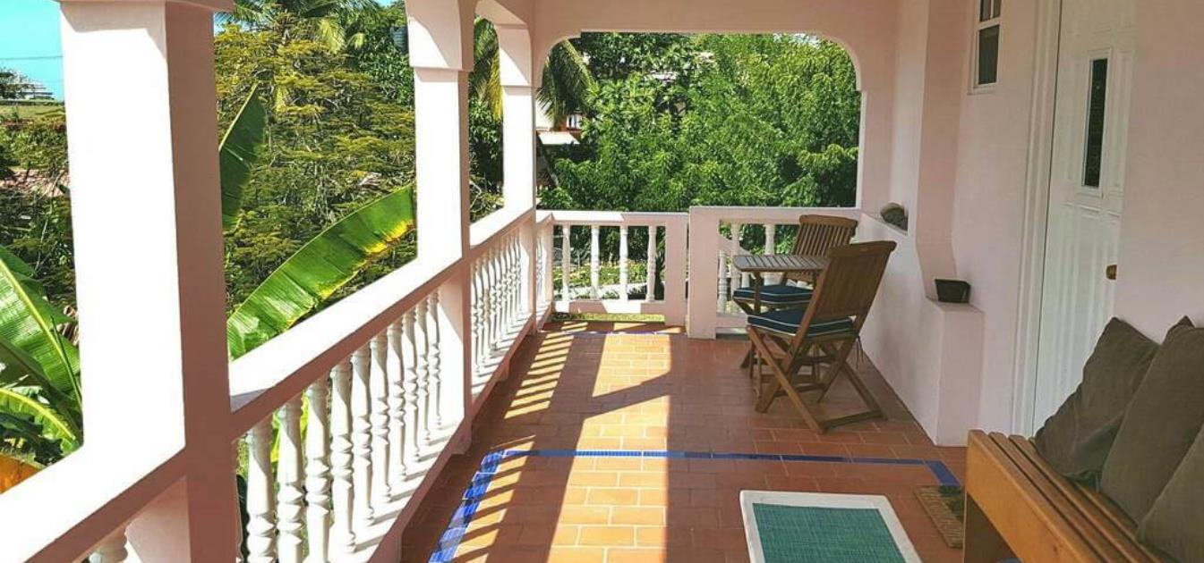 vacation-rentals/grenada/grenada-island/grand-anse/rolanda's-waterside-apartment