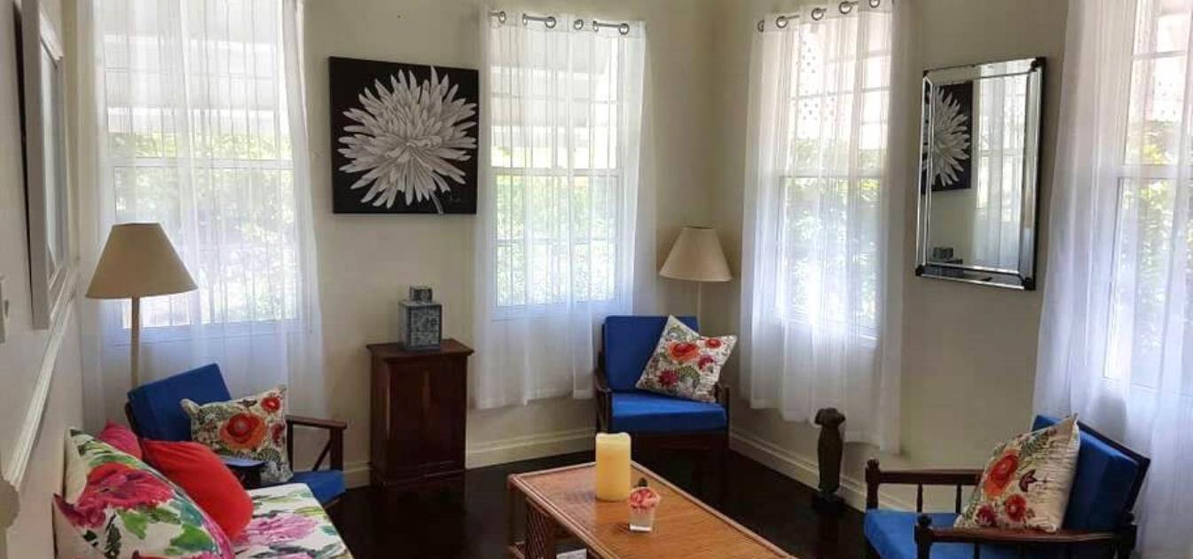 vacation-rentals/grenada/grenada-island/grand-anse/rolanda's-waterside-apartment