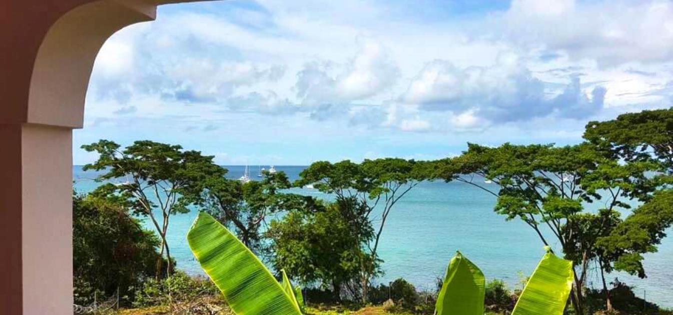 vacation-rentals/grenada/grenada-island/grand-anse/rolanda's-waterside-apartment
