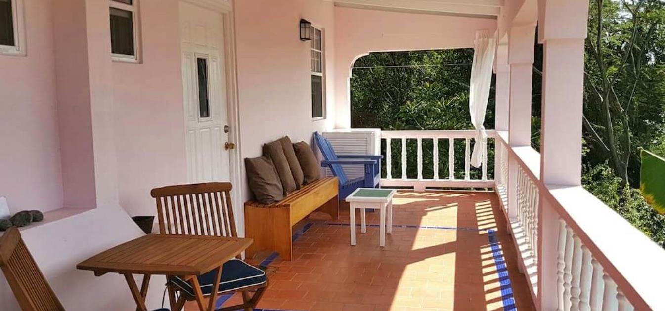 vacation-rentals/grenada/grenada-island/grand-anse/rolanda's-waterside-apartment