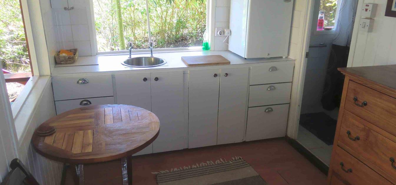 vacation-rentals/st-vincent-and-the-grenadines/bequia/mount-pleasant/cedar-cottage