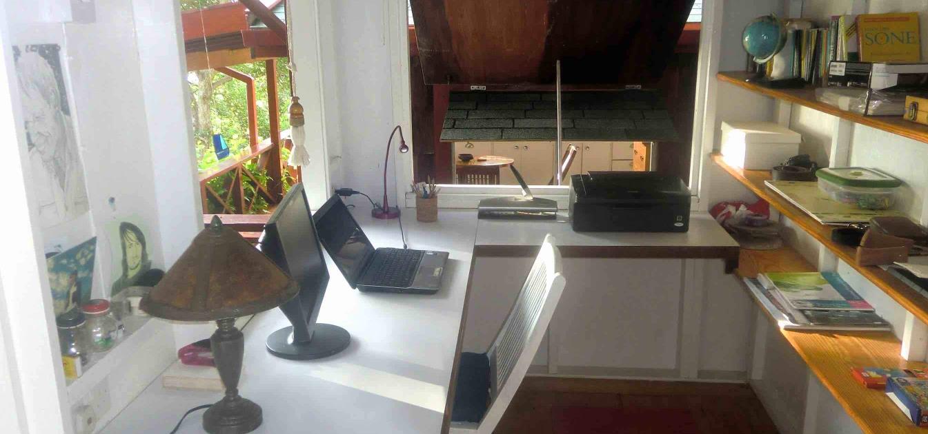 vacation-rentals/st-vincent-and-the-grenadines/bequia/mount-pleasant/cedar-cottage