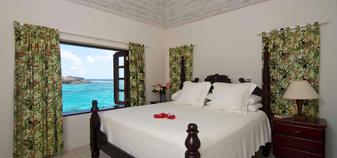 vacation-rentals/st-vincent-and-the-grenadines/bequia/crown-point/look-yonder-estate