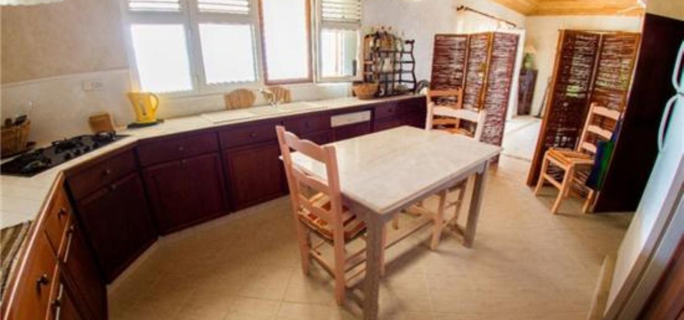 vacation-rentals/st-vincent-and-the-grenadines/union-island/richmond-bay/sunset-villa