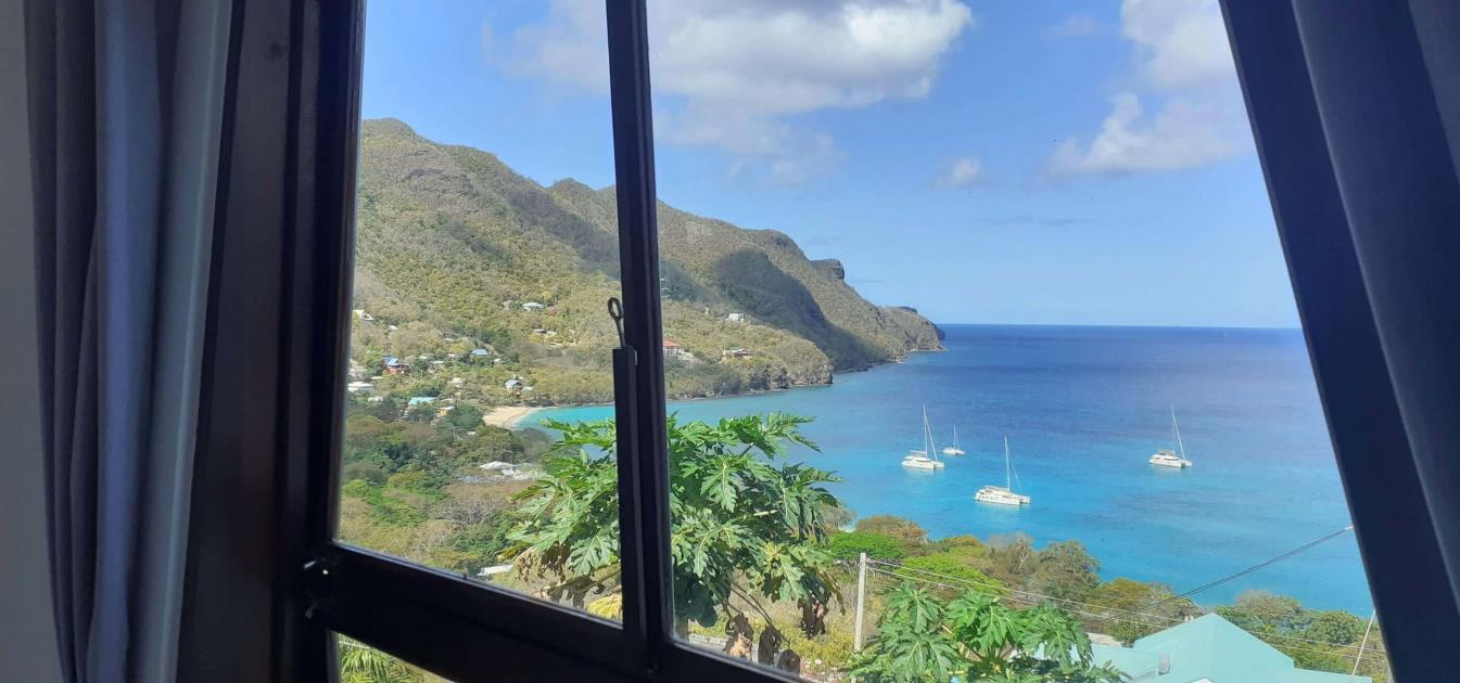 vacation-rentals/st-vincent-and-the-grenadines/bequia/lower-bay/the-lookout-ocean-deck