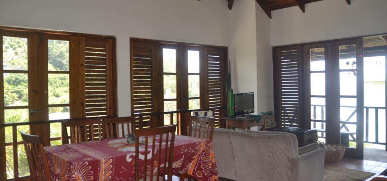 vacation-rentals/st-vincent-and-the-grenadines/st-vincent/brighton/artist-ocean-reflection-villa-and-garden-studio