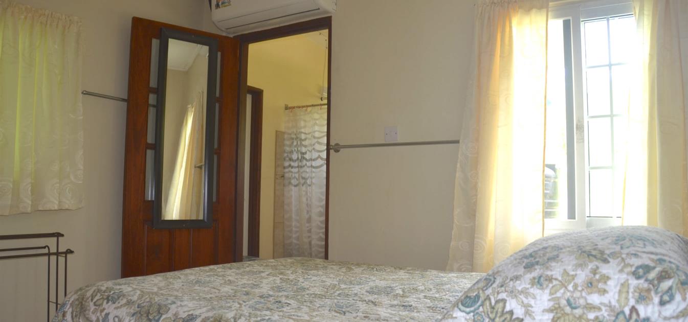 vacation-rentals/st-vincent-and-the-grenadines/bequia/port-elizabeth/mommas-house