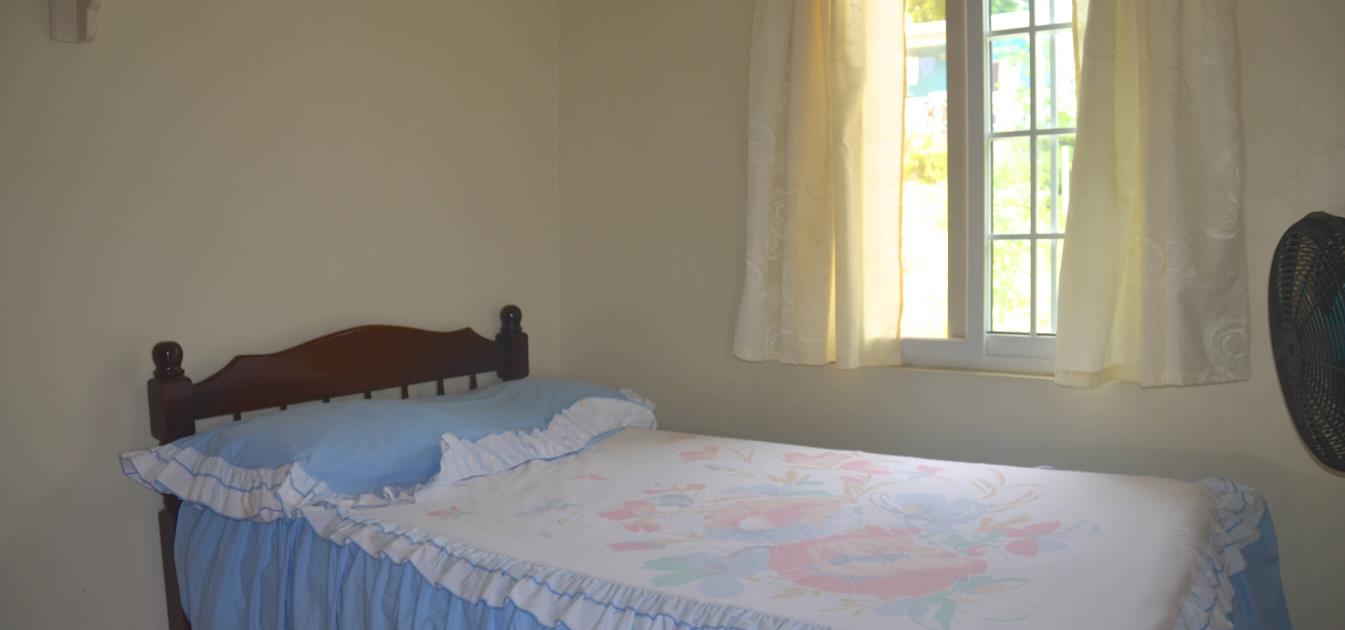 vacation-rentals/st-vincent-and-the-grenadines/bequia/port-elizabeth/mommas-house